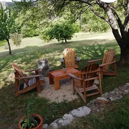 Cabanon Authentique, Moustiers, Ruisseau Et Jardin Holiday home Moustiers-Sainte-Marie