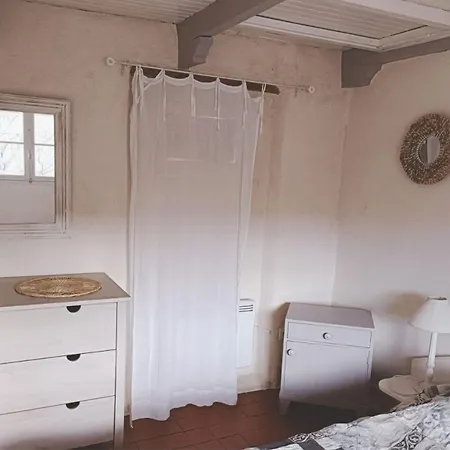 Holiday home Cabanon Authentique, Moustiers, Ruisseau Et Jardin