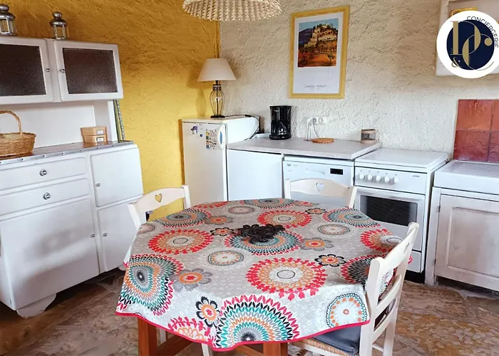 Holiday home Cabanon Authentique, Moustiers, Ruisseau Et Jardin Moustiers-Sainte-Marie
